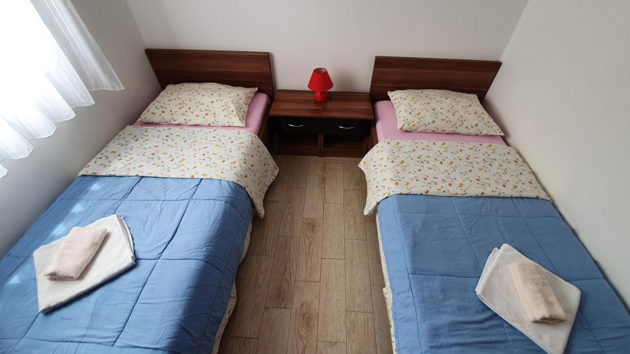 Apartments Augustin Đảo Pag Ngoại thất bức ảnh