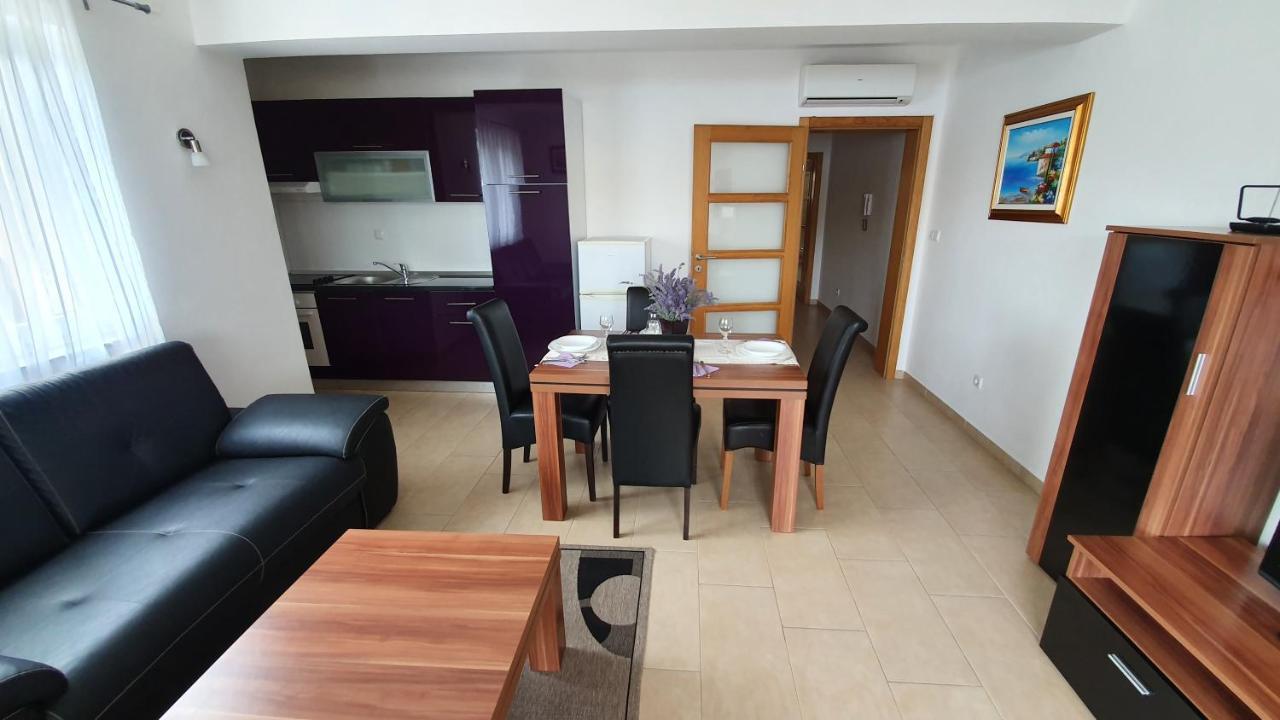 Apartments Augustin Đảo Pag Ngoại thất bức ảnh