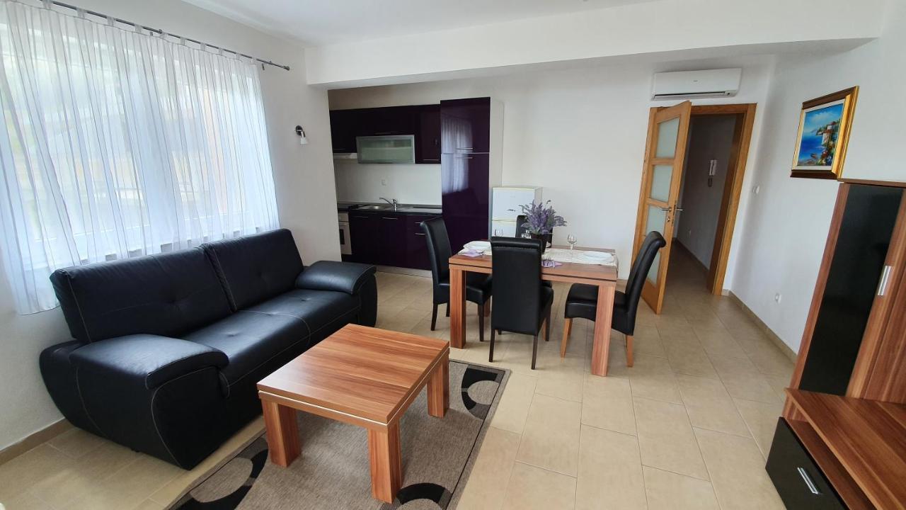 Apartments Augustin Đảo Pag Ngoại thất bức ảnh