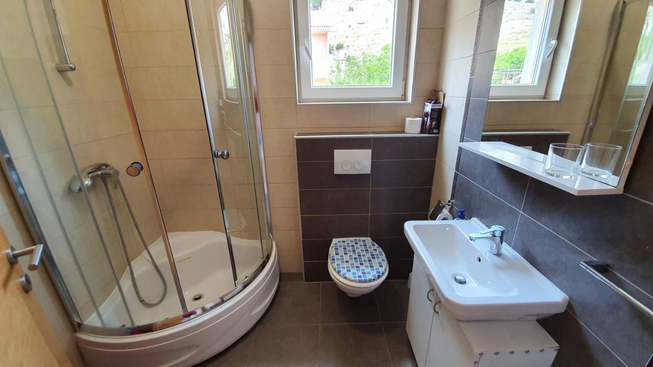 Apartments Augustin Đảo Pag Ngoại thất bức ảnh