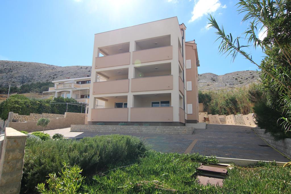 Apartments Augustin Đảo Pag Ngoại thất bức ảnh